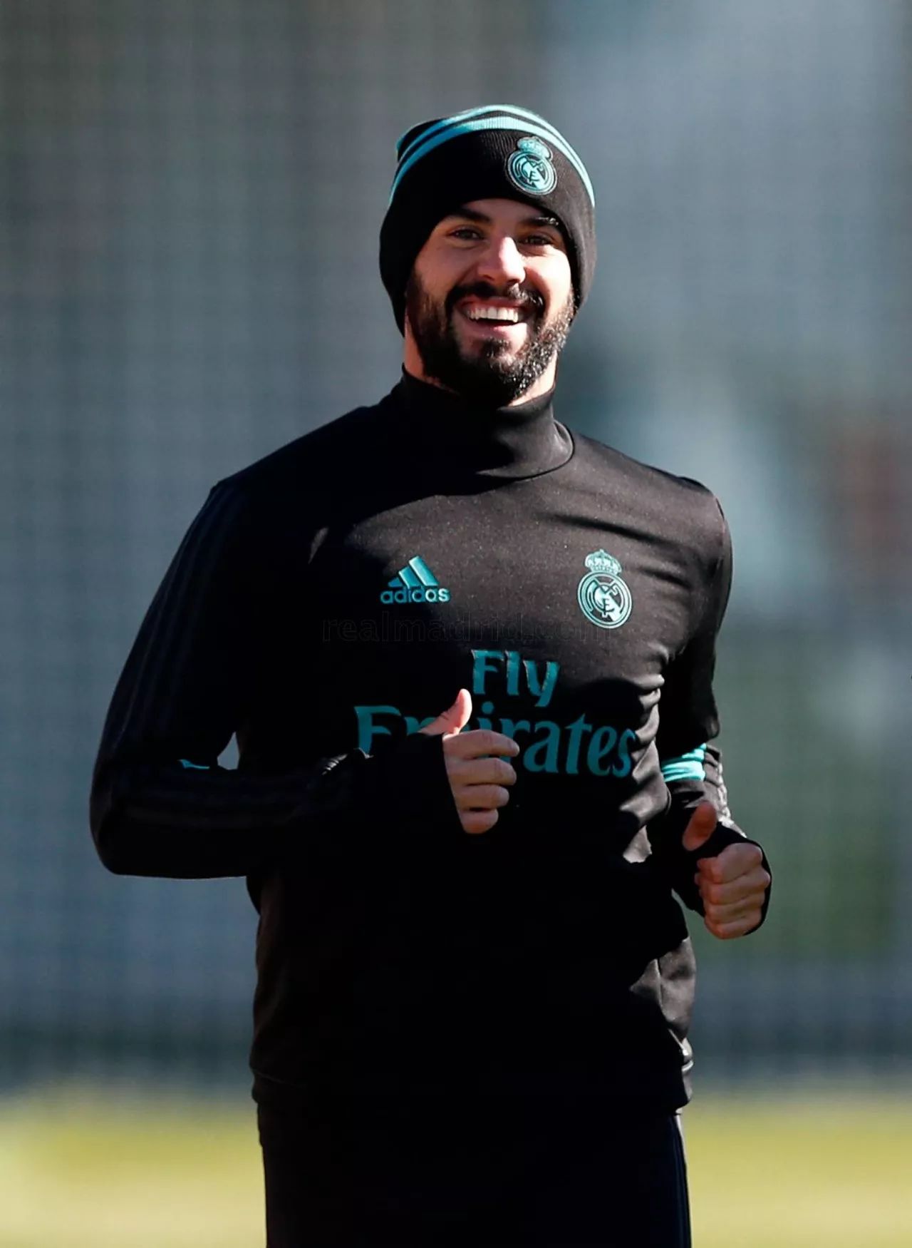 爱游戏中国-马德里德比充满悬念，谁能在最后关头获胜的简单介绍