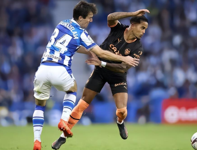 爱游戏官网-关于皇家社会客场爆冷击败对手，翻盘成功的信息