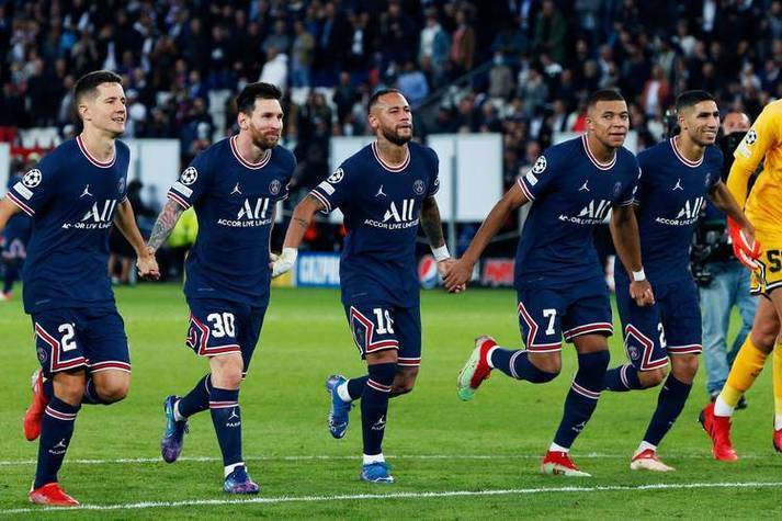 巴黎圣日耳曼逆袭荷兰天王带领攻城的简单介绍