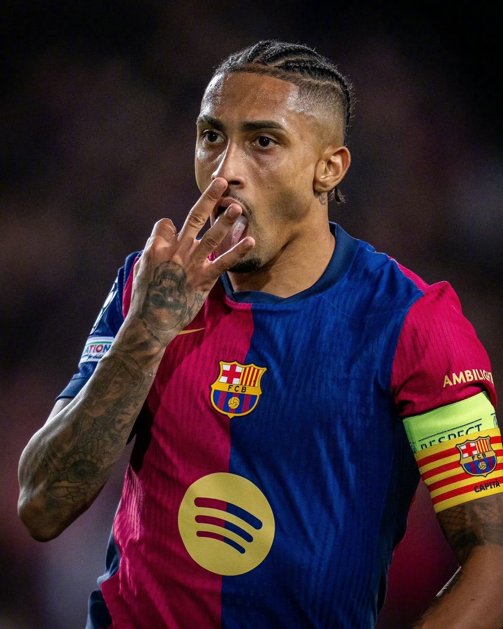 包含佛罗伦萨球员信心满满,雄心勃勃的词条 包含佛罗伦萨球员信心满满,雄心勃勃的词条