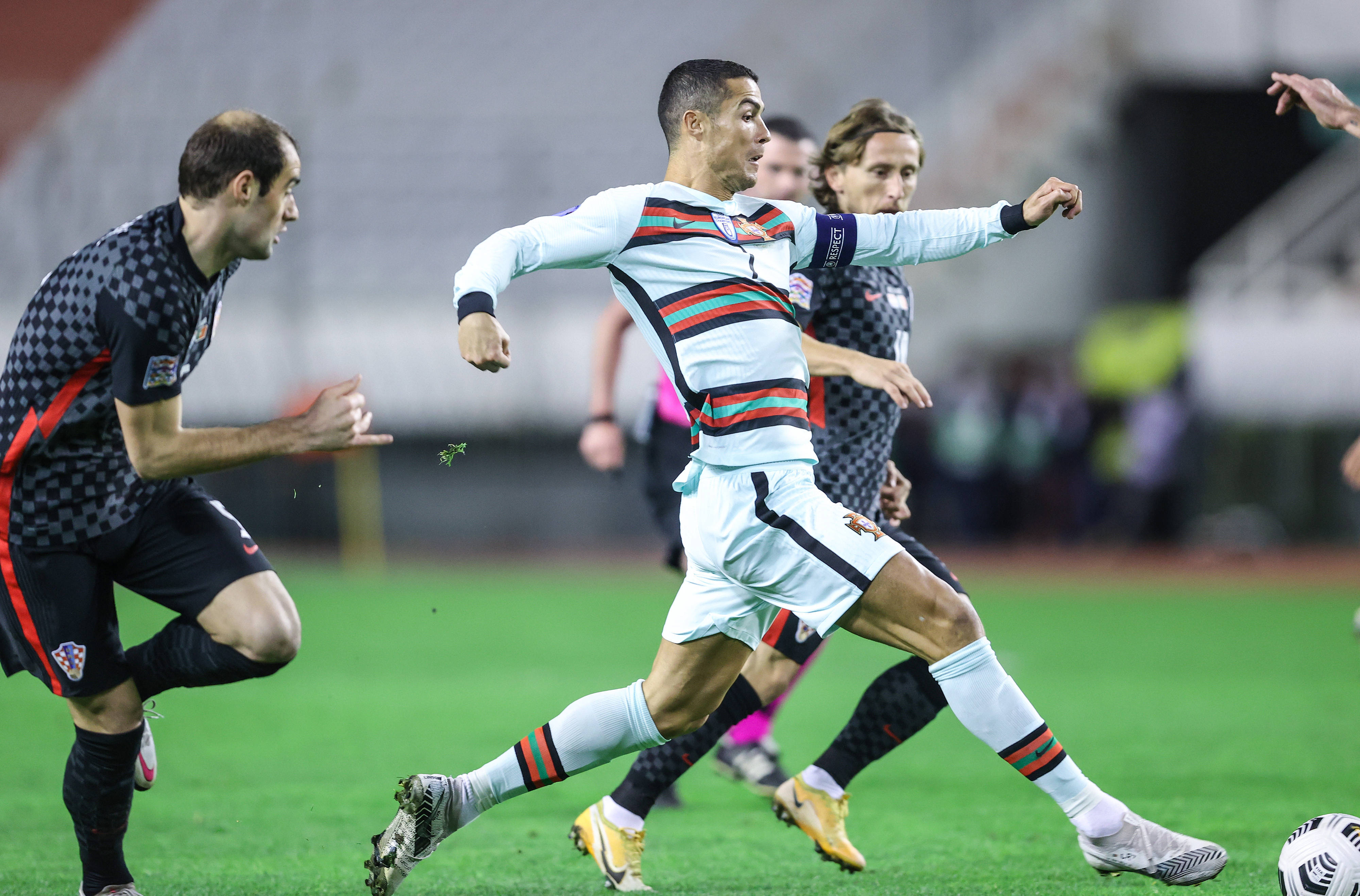 爱游戏官方入口-葡萄牙遭逢埃及挑战，否出线的简单介绍