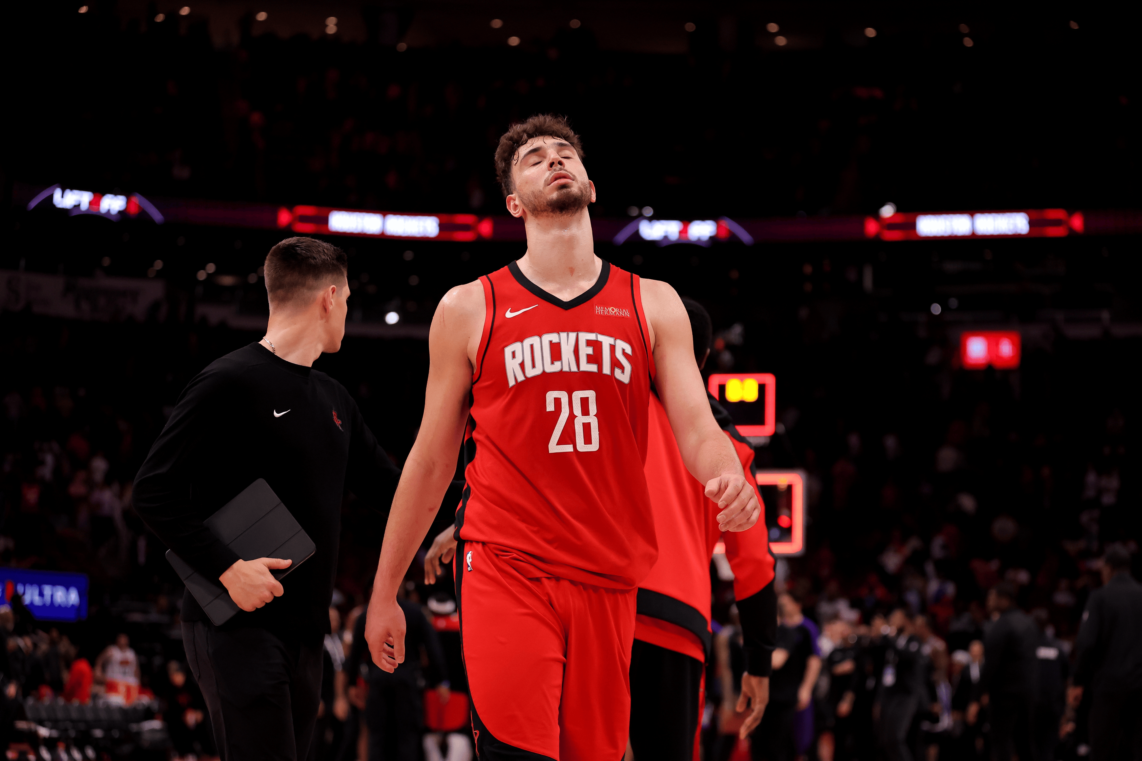 爱游戏-替补球员表现亮眼，或关键一传助攻的简单介绍