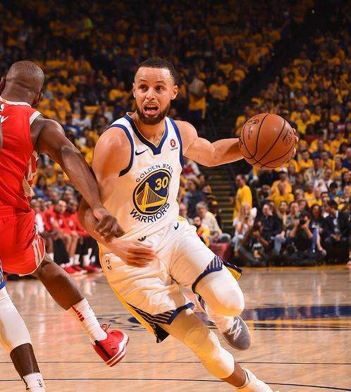 爱游戏大厅-火箭惨败开拓者，深陷连败泥沼