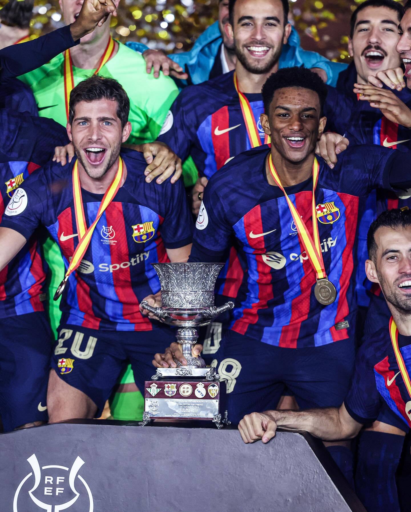 关于巴塞罗那球员表现优异,球队晋级冠军联赛半决赛的信息 关于巴塞罗那球员表现优异,球队晋级冠军联赛半决赛的信息