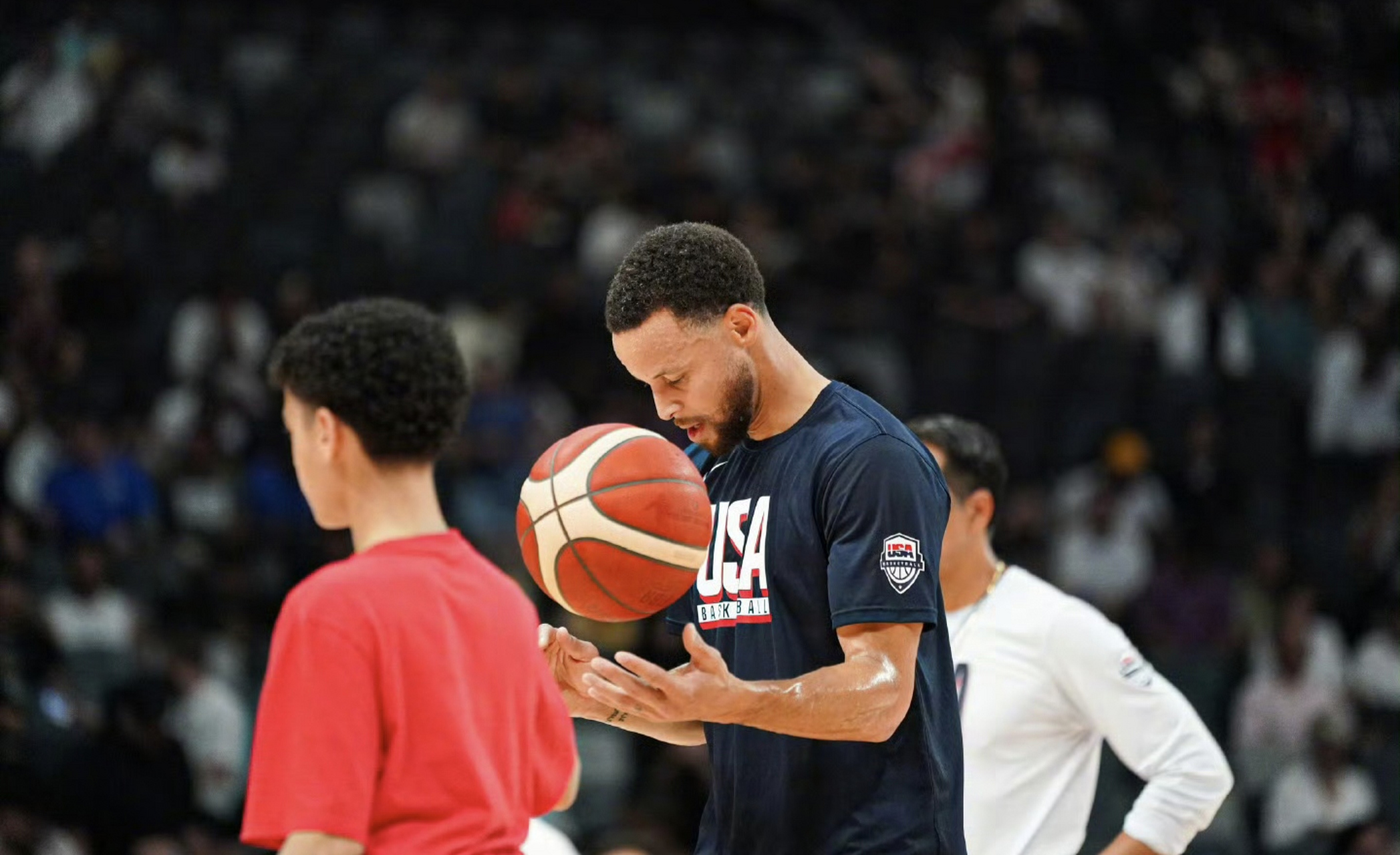 AYXapp下载-关于西班牙男篮爆冷立陶宛男篮，库里一己之力扛起全队的信息