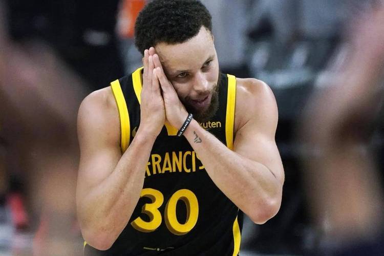 关于西班牙男篮爆冷立陶宛男篮,库里一己之力扛起全队的信息 关于西班牙男篮爆冷立陶宛男篮,库里一己之力扛起全队的信息