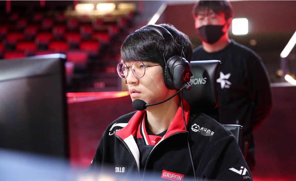 包含Excel翻盘PSG，Tarzan高光表现的词条