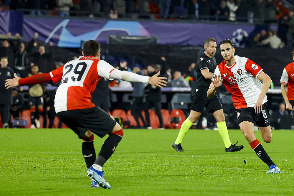 爱游戏官方入口-曼联主场惨败水晶宫，错失保持胜利的简单介绍