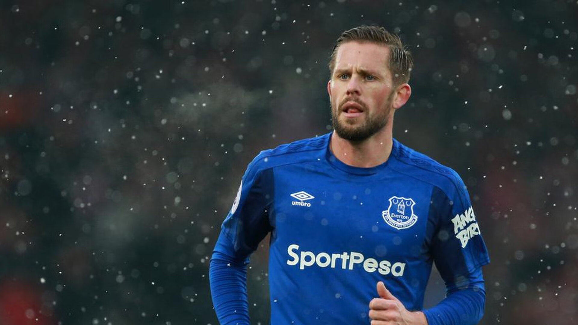 绝杀时刻，广东队跨洋逆袭，爱德华兹一球定乾坤