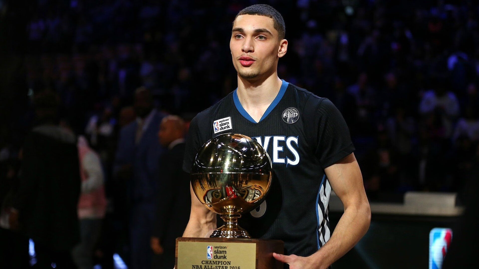 勇士强势拿下太阳,杜兰特个人能力完全展现